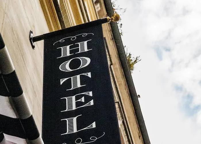 Hotel Paradis Parigi